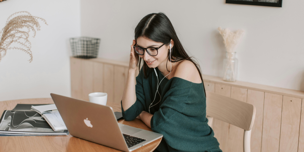 Choosing the Right Earbuds: 9 Things to Consider Before You Buy